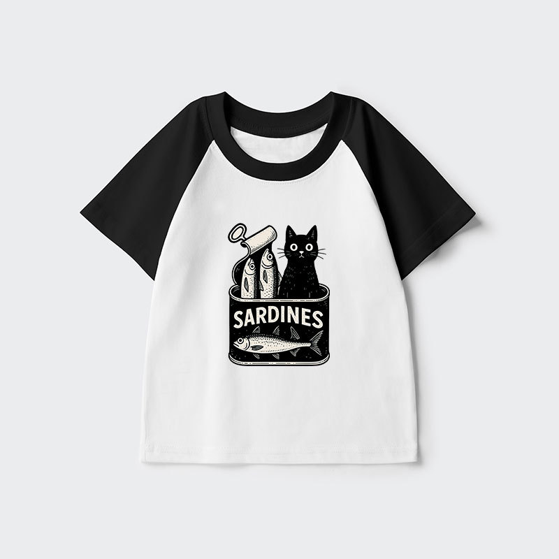 Tokyo-Tiger Cat And Canned Fish Kids Raglan T-shirt