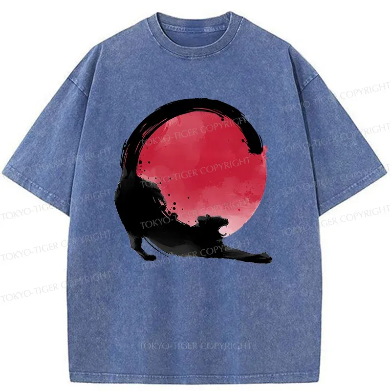 Tokyo-Tiger Black Cat Stretching Washed T-Shirt