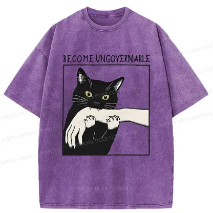 Tokyo-Tiger Black Cat Biting Washed T-Shirt