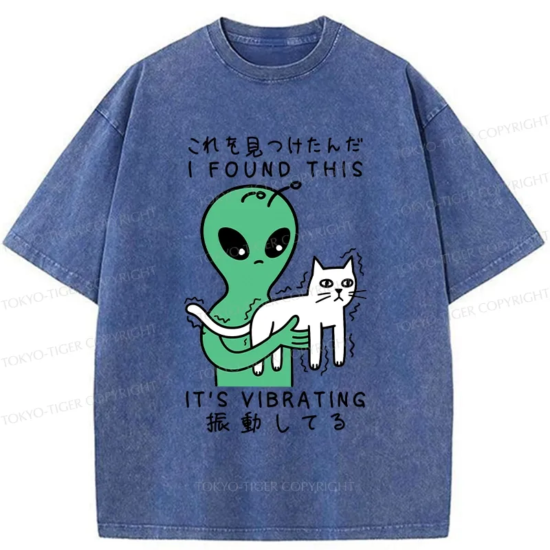 Tokyo-Tiger Alien Holding A Vibrating Cat Funny Washed T-Shirt