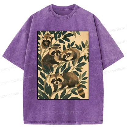 Tokyo-Tiger Raccoons In The Grass Washed T-Shirt