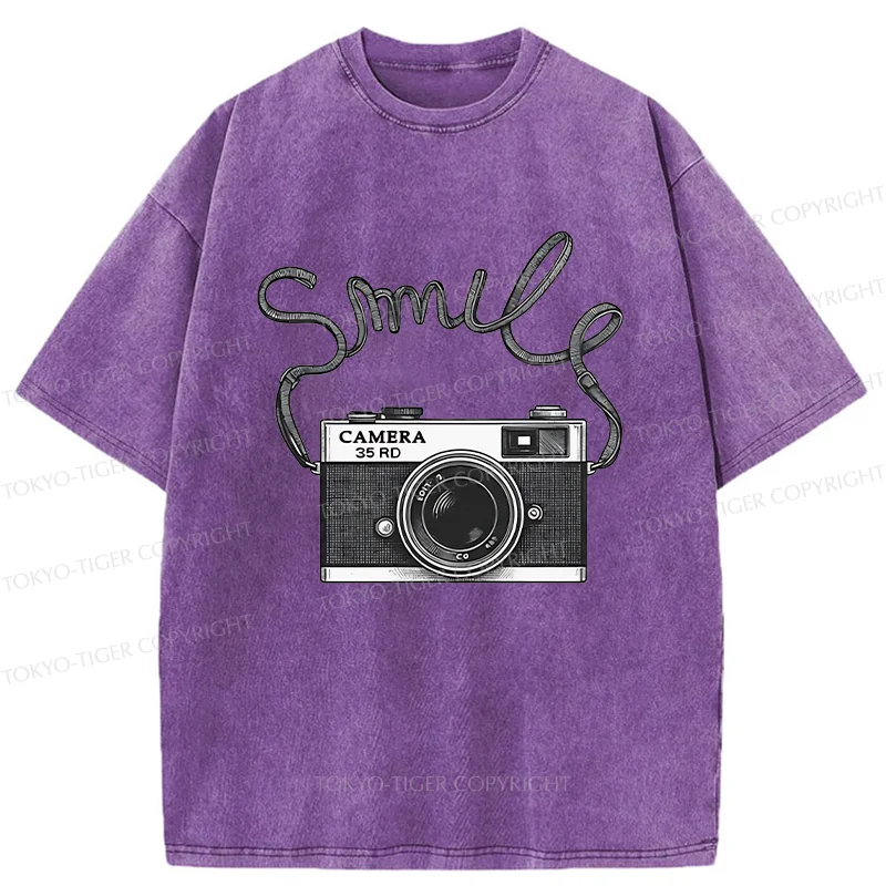 Tokyo-Tiger Smile Camera Washed T-Shirt