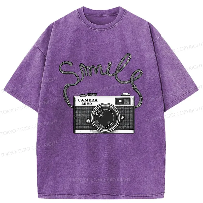 Tokyo-Tiger Smile Camera Washed T-Shirt