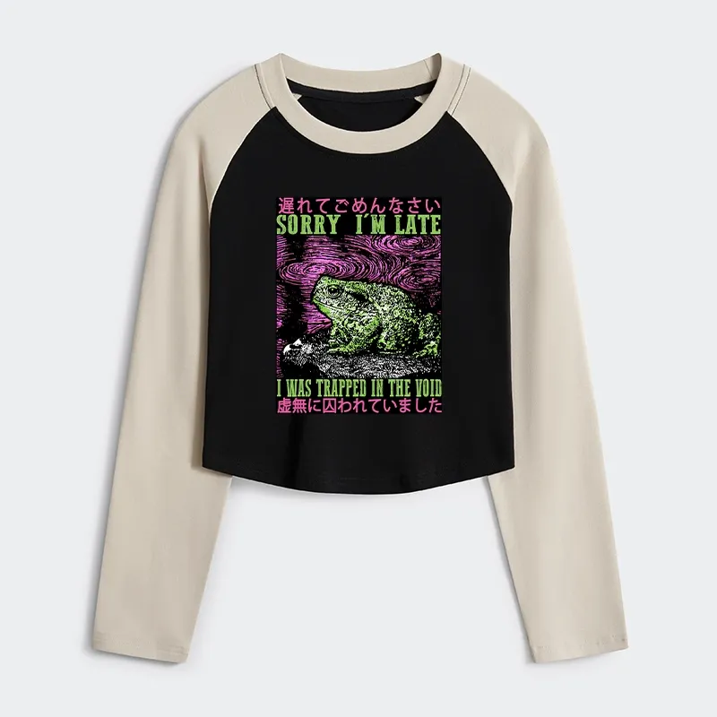 Tokyo-Tiger Frogs Trapped In The Void Women's Crop Raglan T-Shirt