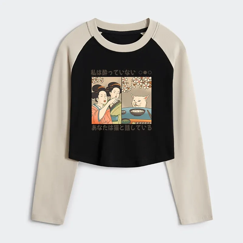 Tokyo-Tiger Japanese Woman Shouting at a Cat Women's Crop Raglan T-Shirt