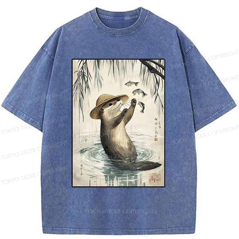 Tokyo-Tiger Otter Catching Fish Washed T-Shirt