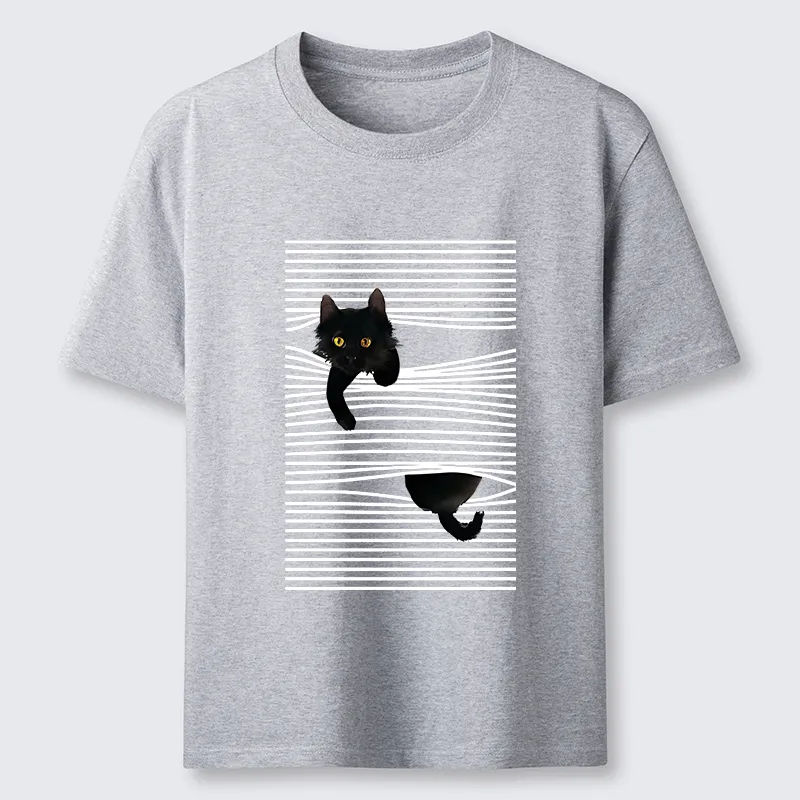 Tokyo-Tiger Cat Scratching Curtain Classic T-Shirt