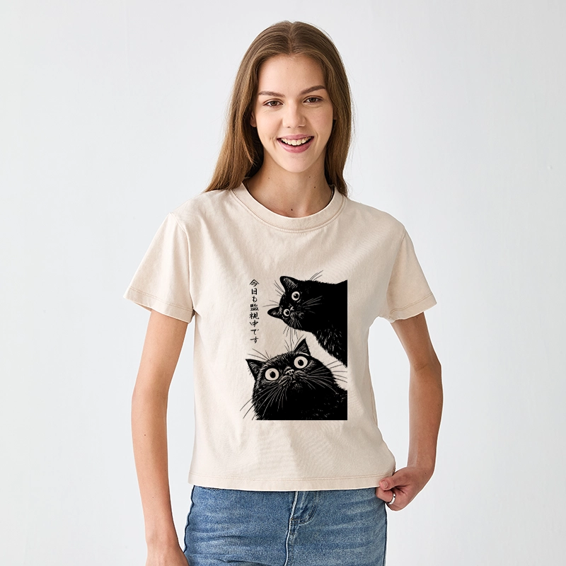 Tokyo-Tiger The Cat Is Watching Today Women's Washed T-shirt