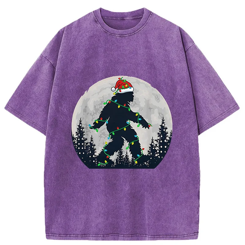 Tokyo-Tiger Bigfoot At Christmas Washed T-Shirt