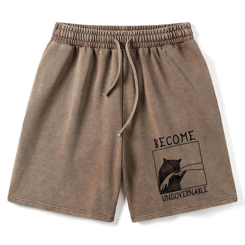 Tokyo-Tiger Cat Biting Arm Washed Shorts