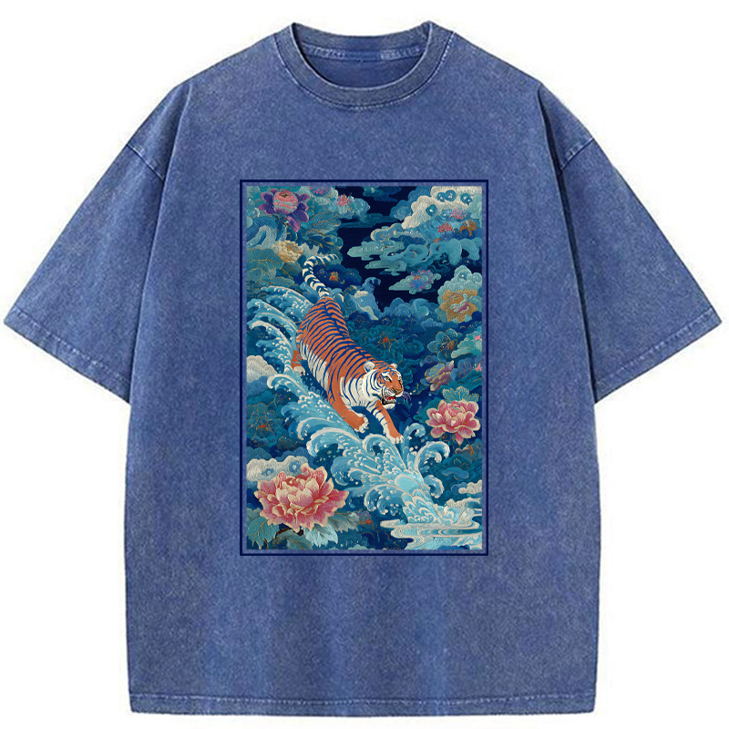 Tokyo-Tiger Beneath Auspicious Clouds Washed T-Shirt