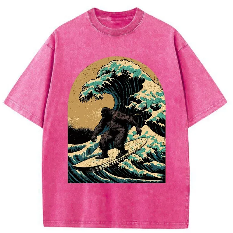 Tokyo-Tiger Bigfoot Surfing Washed T-Shirt