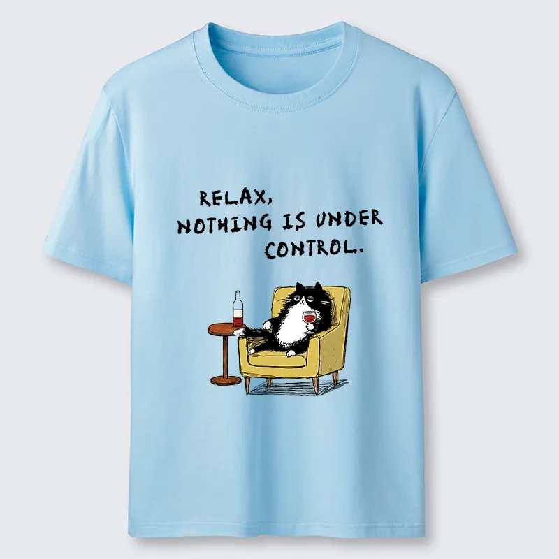 Tokyo-Tiger Unavailable Cat: Nothing Is Under Control Classic T-Shirt