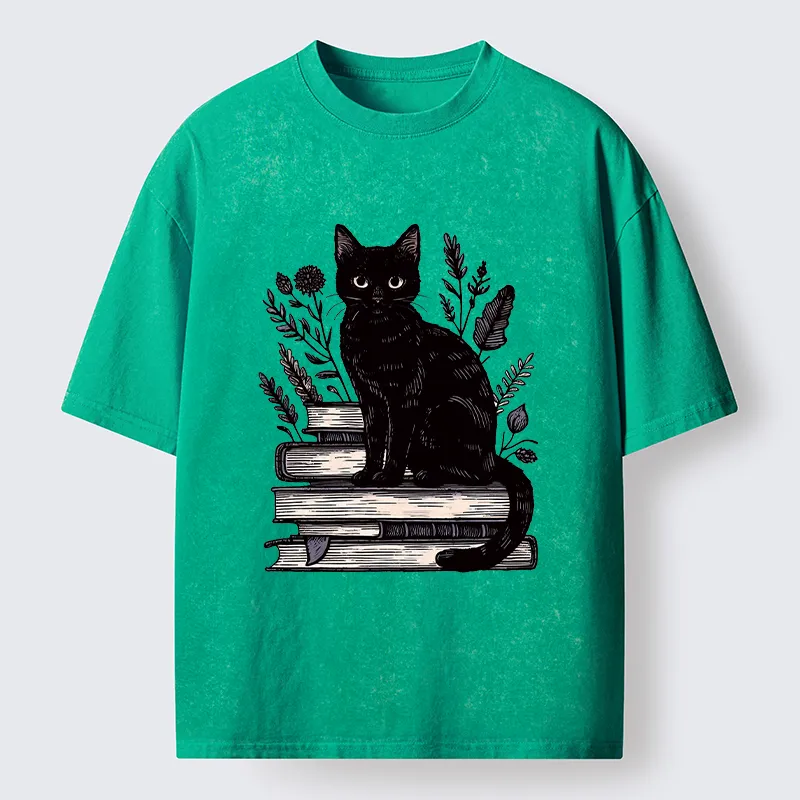Tokyo-Tiger Books And Cats Washed T-Shirt