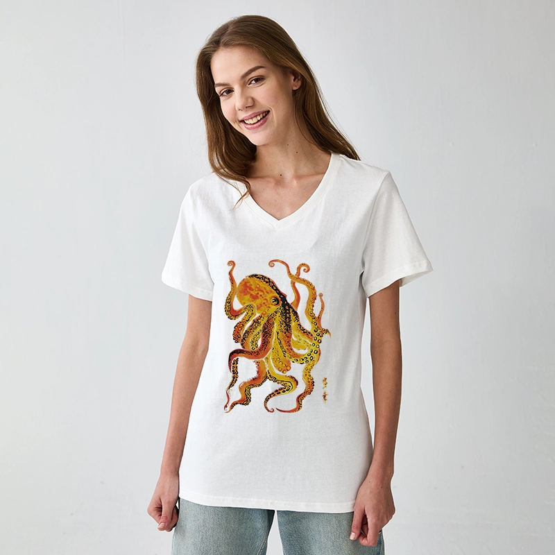 Tokyo-Tiger Deep Sea Gorgeous Octopus V-Neck Classic T-Shirt
