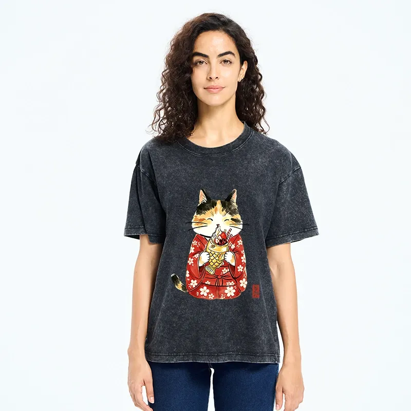 Tokyo-Tiger Enjoying Japanese Taiyaki Washed T-Shirt
