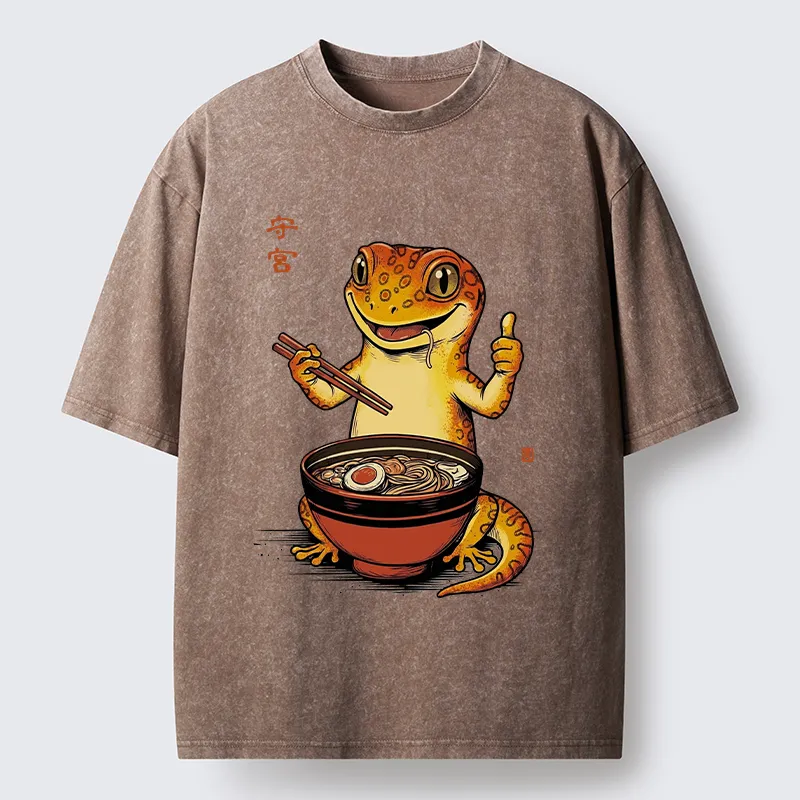 Tokyo-Tiger Japanese Gecko Eating Ramen Washed T-Shirt