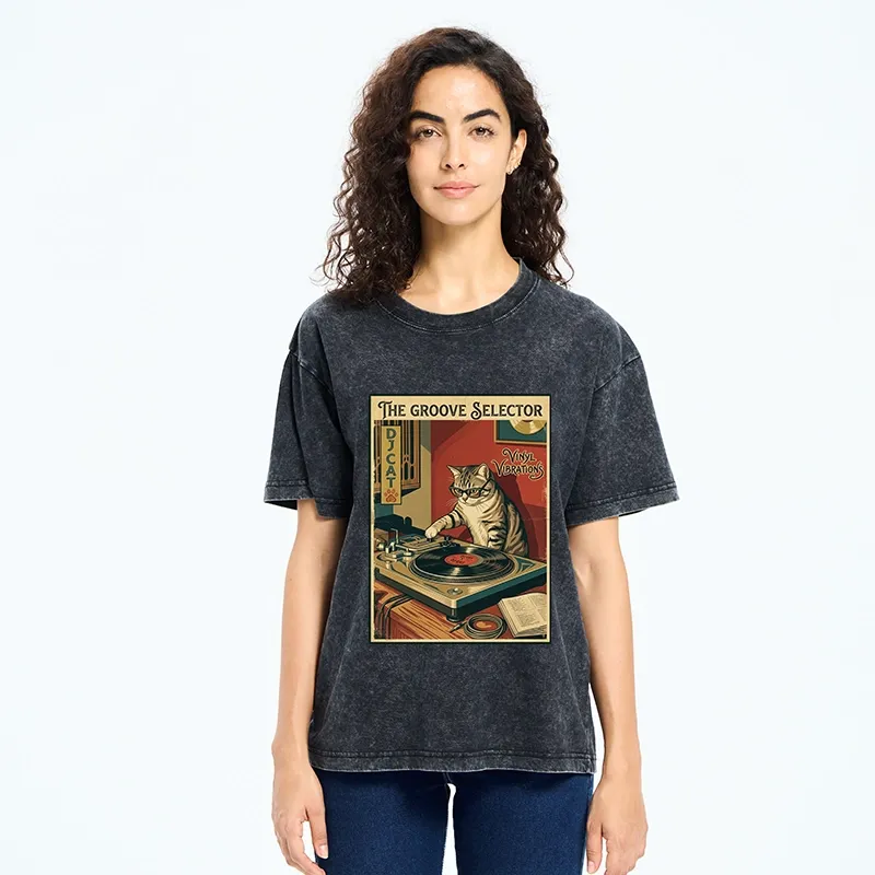 Tokyo-Tiger Retro DJ Cat Vinyl Record Art Washed T-Shirt