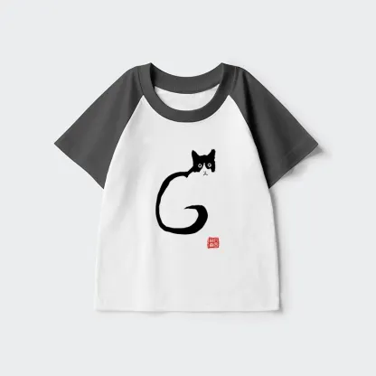 Tokyo-Tiger Calm Cat In Simple Lines Raglan T-shirt