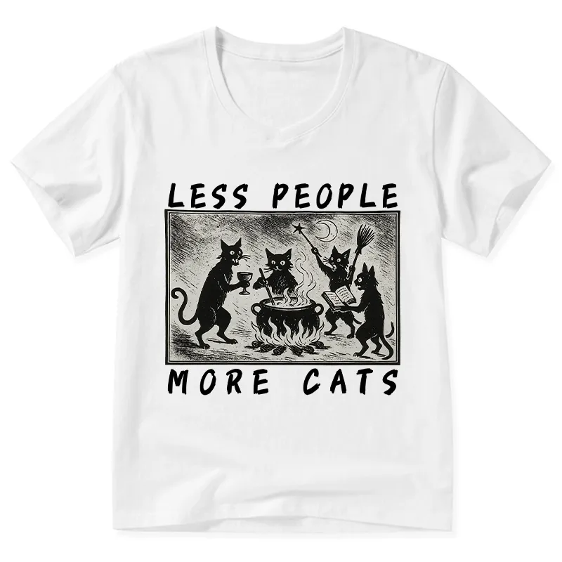 Tokyo-Tiger Cat Sacrifice Ceremony V-Neck Classic T-Shirt Sale