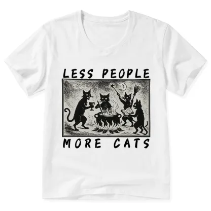 Tokyo-Tiger Cat Sacrifice Ceremony V-Neck Classic T-Shirt