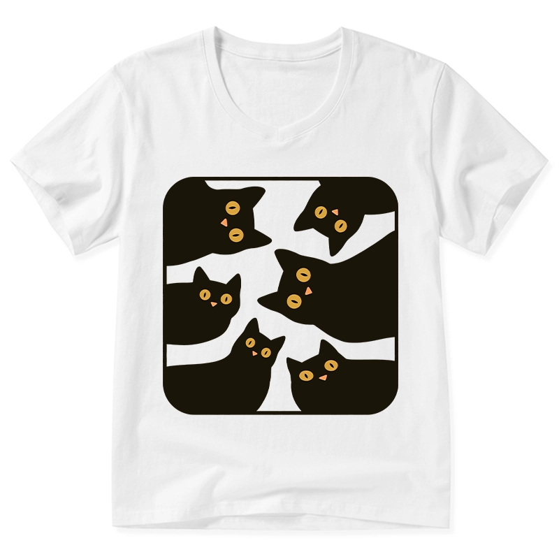 Tokyo-Tiger Cats Are Watching You V-Neck Classic T-Shirt