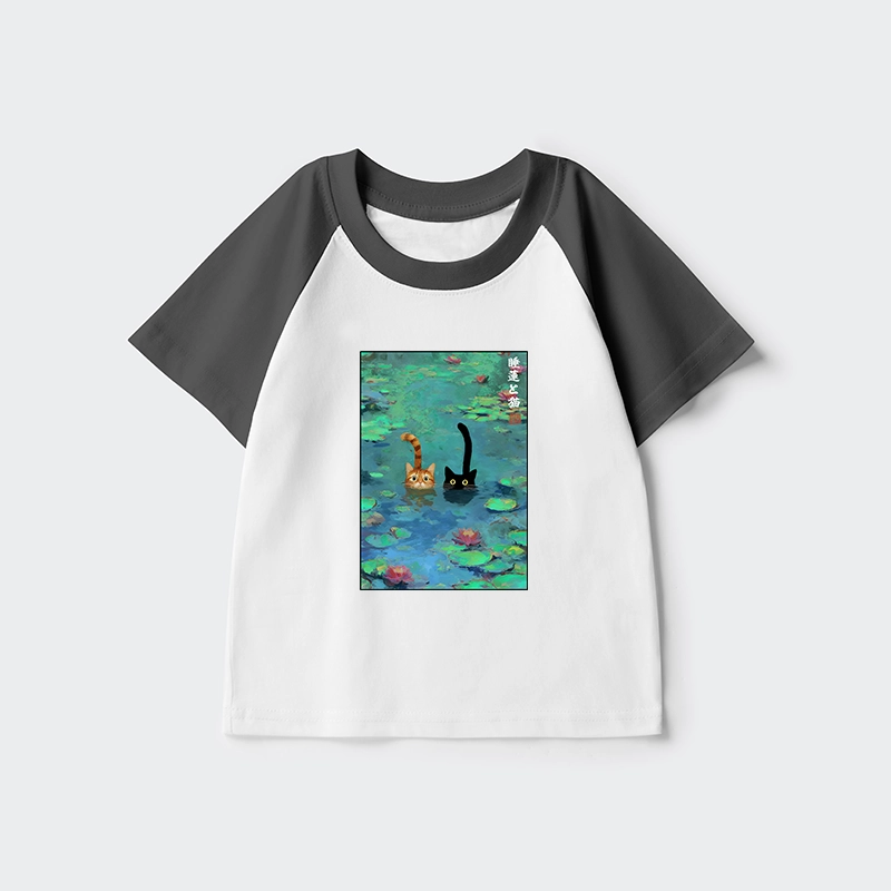 Tokyo-Tiger Funny Cats Swimming In Lilies Kids Raglan T-shirt