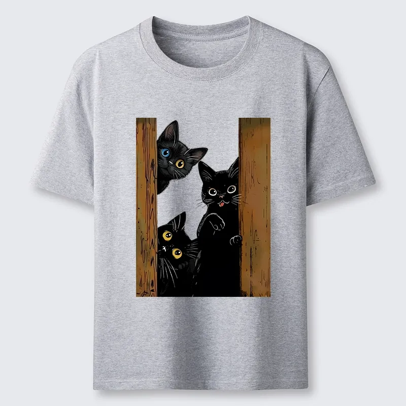 Tokyo-Tiger Funny Cats Spying On You Classic T-Shirt