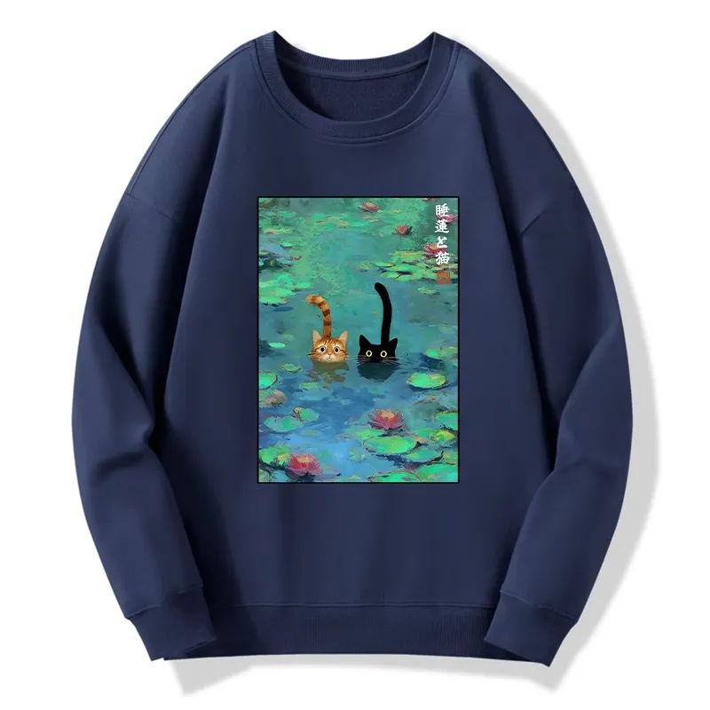 Tokyo-Tiger Funny Cats Swimming In Lilies Classic Sweatshirt