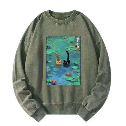 Tokyo-Tiger Funny Cats Swimming In Lilies Washed Sweatshirt