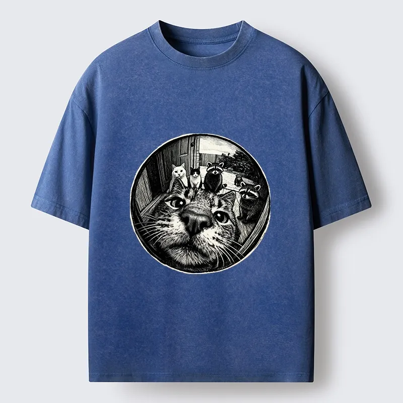 Tokyo-Tiger Cat Takes A Group Photo Washed T-Shirt