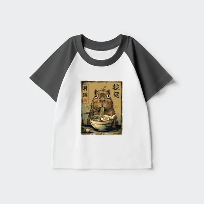 Tokyo-Tiger Cute Capybara Eating Ramen Kids Raglan T-shirt