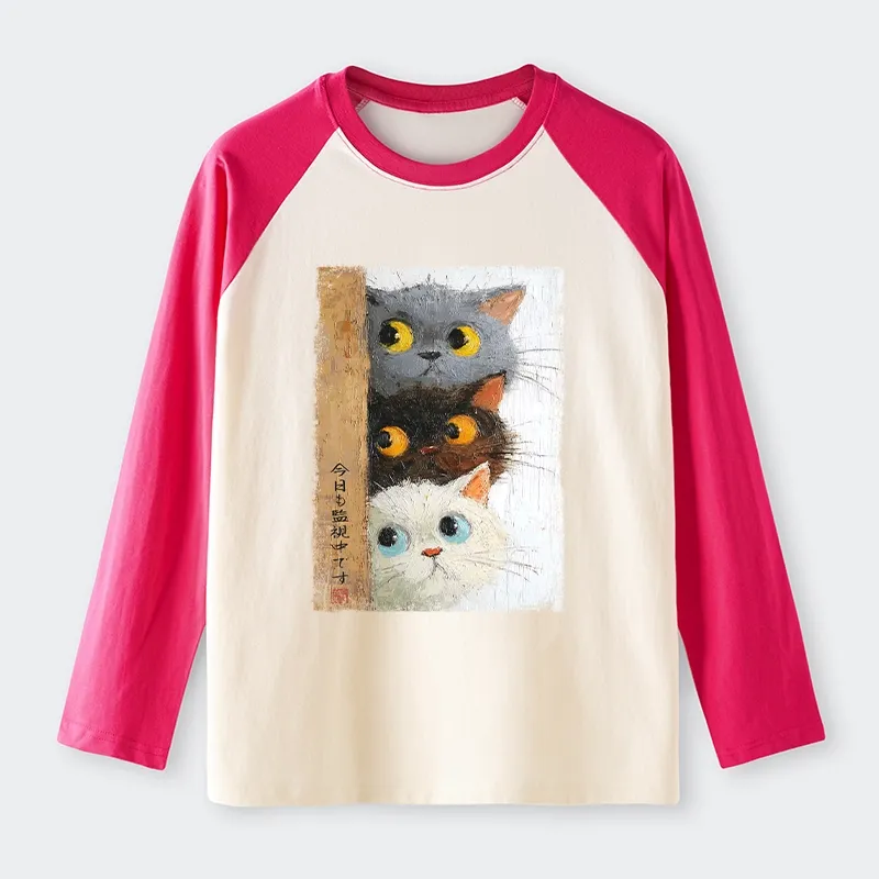 Tokyo-Tiger Three Cute Cats Watch You Raglan Long Sleeve T-shirt