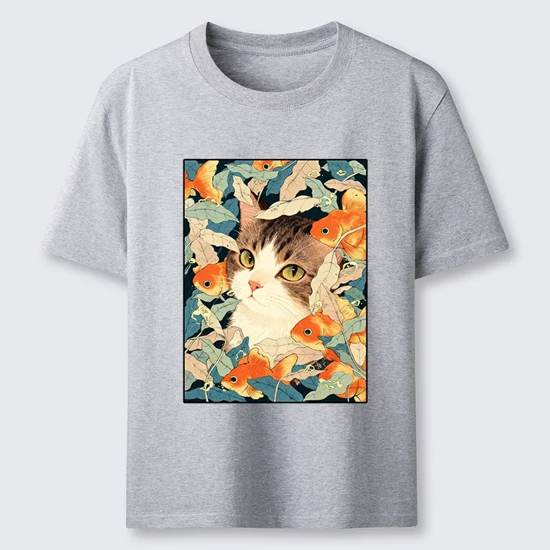 Tokyo-Tiger Cat Surrounded By Goldfish Classic T-Shirt
