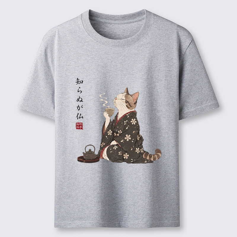 Tokyo-Tiger Zen Cat Drinking Tea In A Kimono Classic T-Shirt