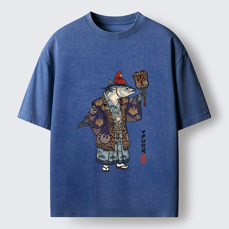 Tokyo-Tiger Fish Chef Holds Decorative Hand Fan Washed T-Shirt