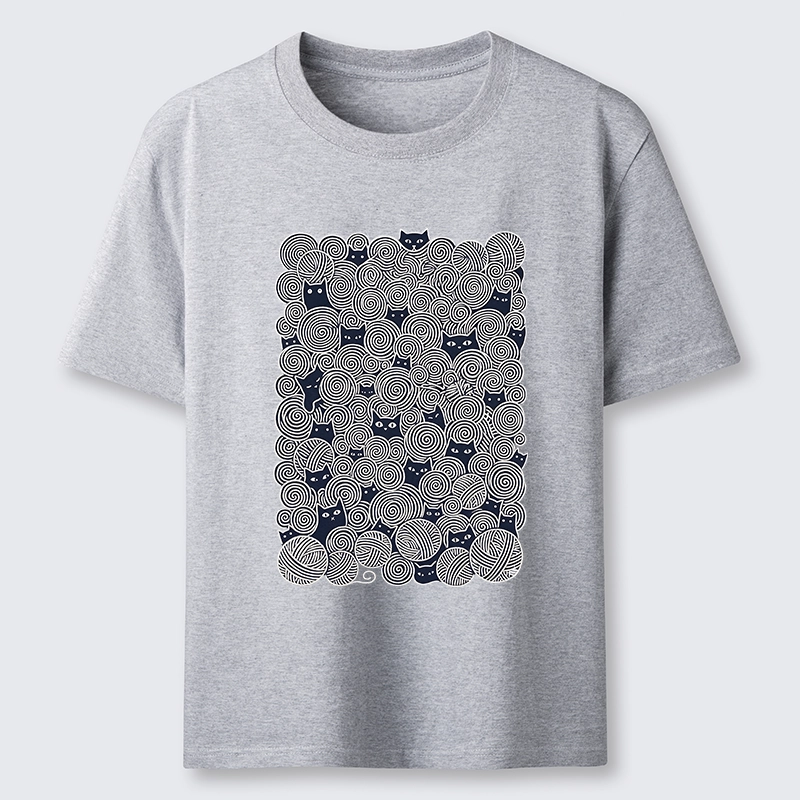 Tokyo-Tiger Tiny Black Cats Hide In Yarn Balls Classic T-Shirt