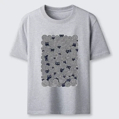 Tokyo-Tiger Tiny Black Cats Hide In Yarn Balls Classic T-Shirt