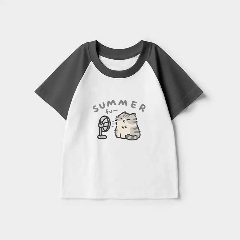 Tokyo-Tiger Summer Cat Chills With A Fan Kids Raglan T-shirt