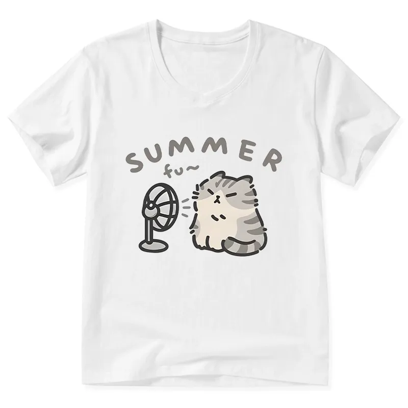 Tokyo-Tiger Summer Cat Chills With A Fan V-Neck Classic T-Shirt