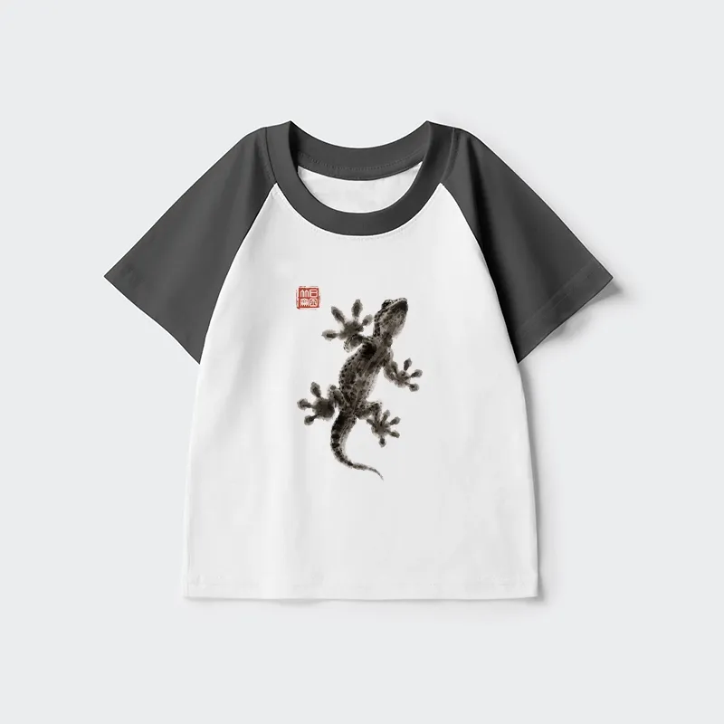Tokyo-Tiger Minimal Asian Ink Brush Gecko Vibe Kids Raglan T-shirt Sale
