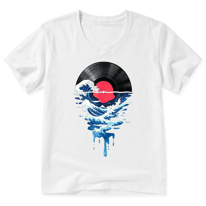 Tokyo-Tiger Vinyl Records And Waves V-Neck Classic T-Shirt