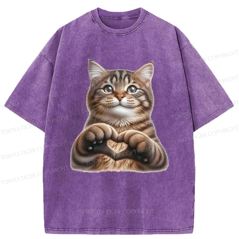 Tokyo-Tiger Cat Making Heart Gesture Washed T-Shirt