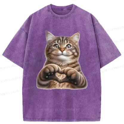 Tokyo-Tiger Cat Making Heart Gesture Washed T-Shirt