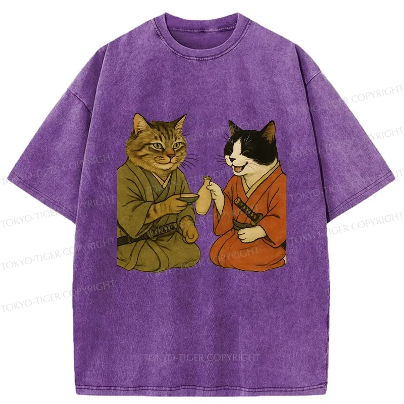 Tokyo-Tiger Cat Tasting Sake Washed T-Shirt