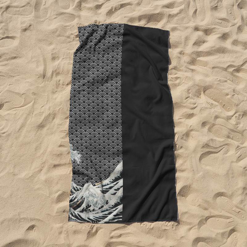 Tokyo-Tiger Half Of The Wave Beach Towel