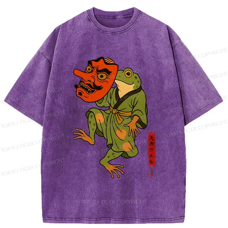Tokyo-Tiger Frog Holding A Tengu Mask Washed T-Shirt