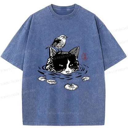 Tokyo-Tiger Cat Taking A Bath Washed T-Shirt