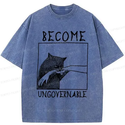 Tokyo-Tiger Cat Biting Arm Washed T-Shirt