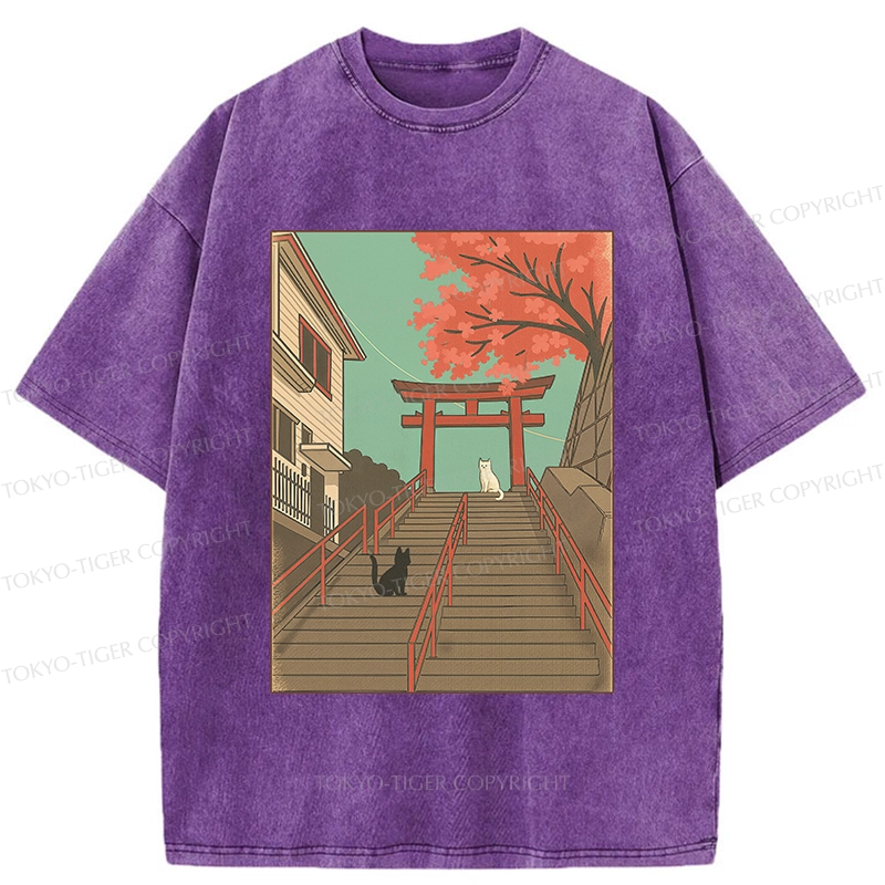 Tokyo-Tiger Encountering At The Torii Gate Washed T-Shirt